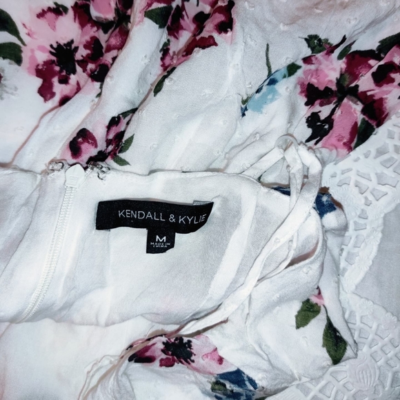 Kendall & Kylie Romper - Picture 3 of 3